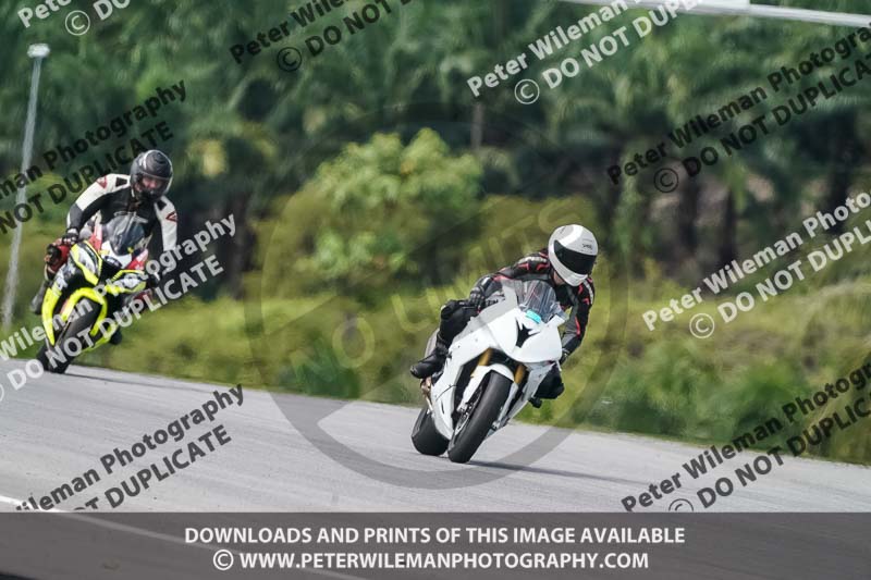 Sepang;event digital images;motorbikes;no limits;peter wileman photography;trackday;trackday digital images
